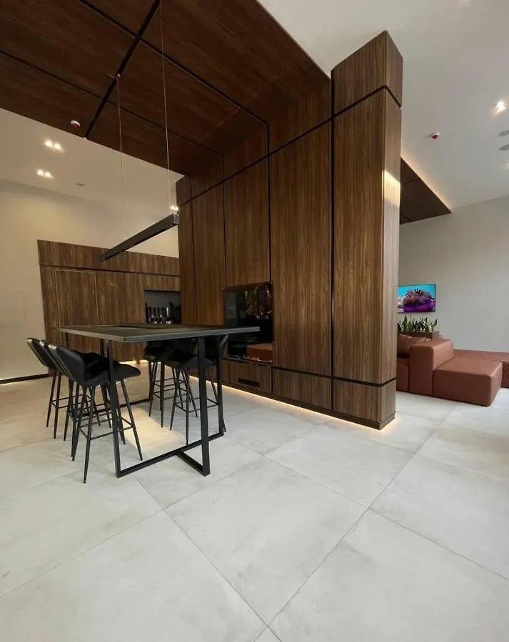 Apartment Люкс Апартаменти В Затишному Жк Бізнес Класу Kiew