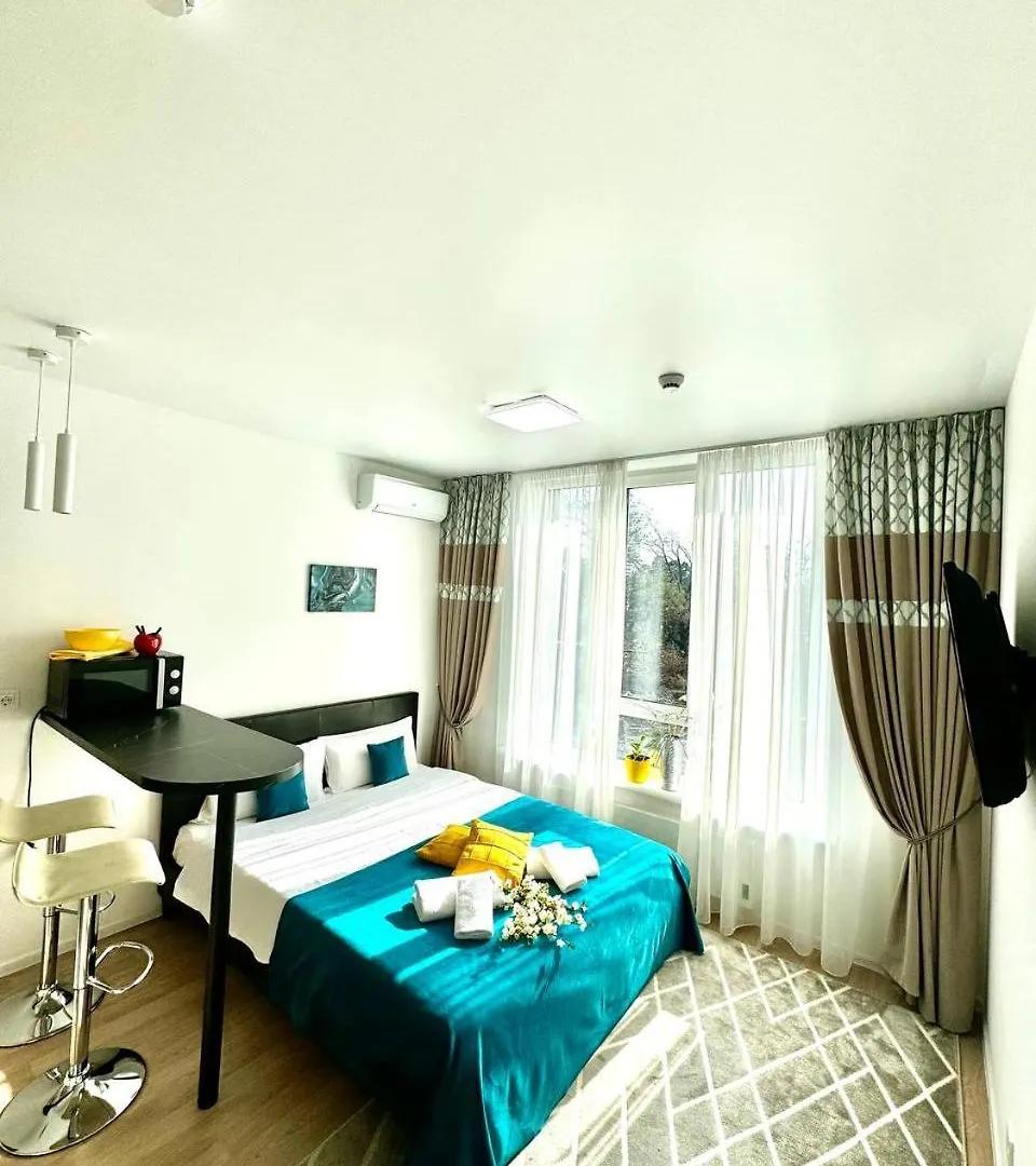 Люкс Апартаменти В Затишному Жк Бізнес Класу Kiew Apartment